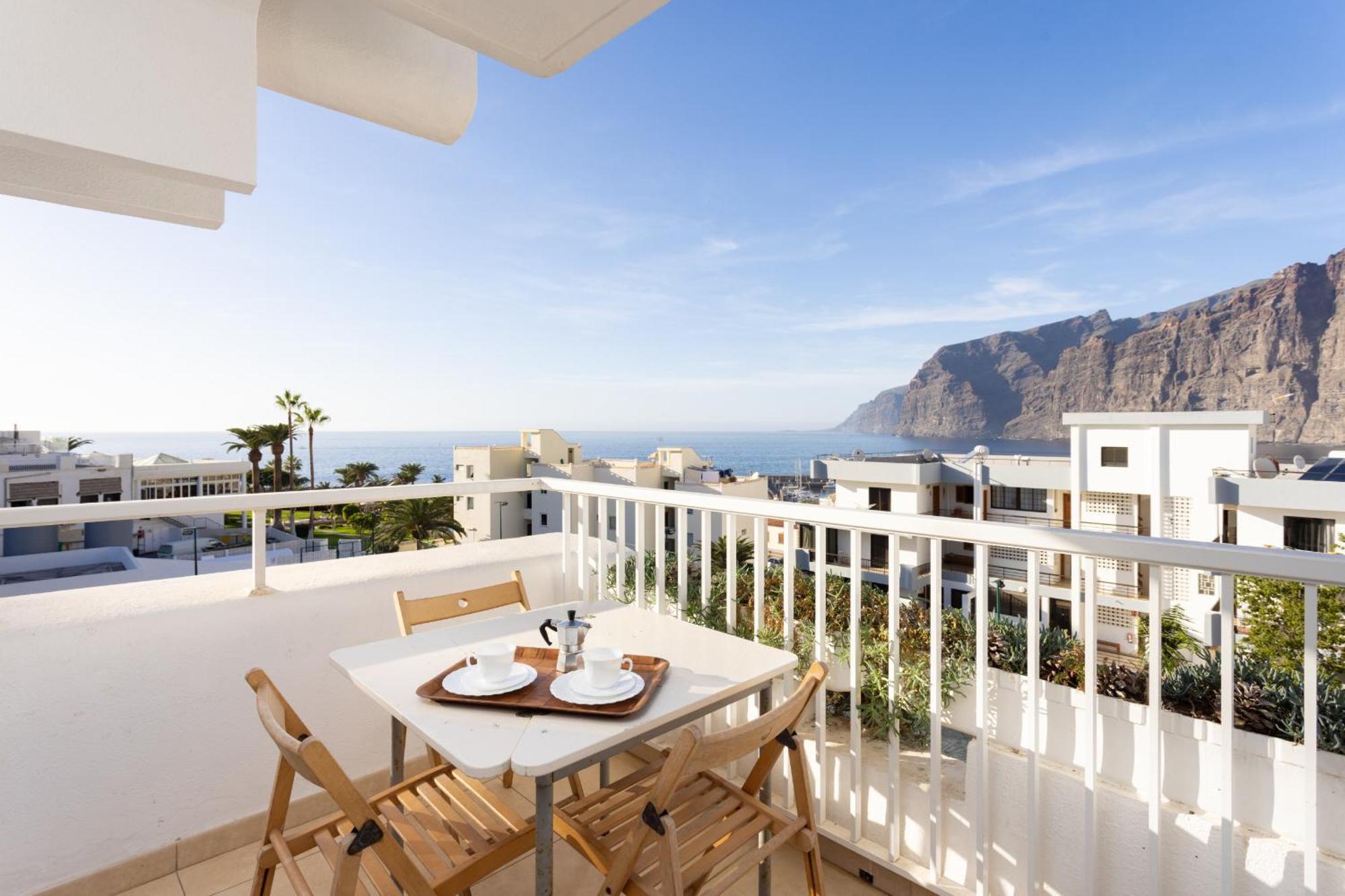 Okstay Los Gigantes With Ac, Terraces And Sea Views Santiago del Teide Екстериор снимка